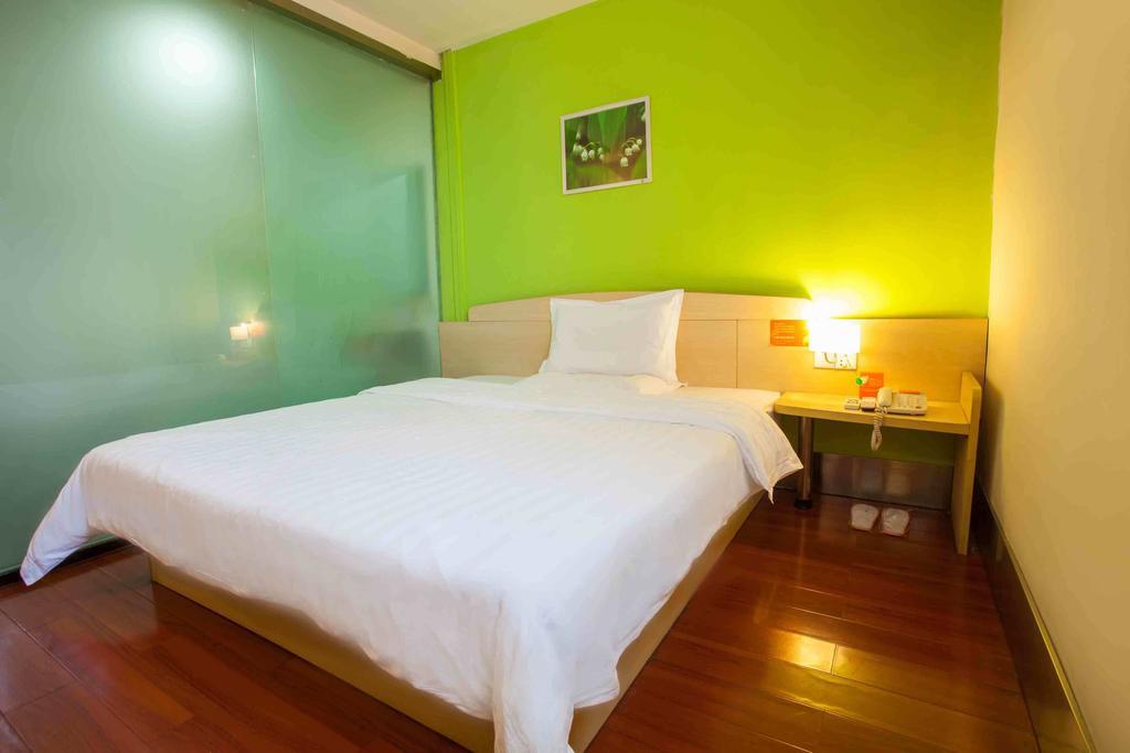 7Days Inn Loudi Walking Street Room photo